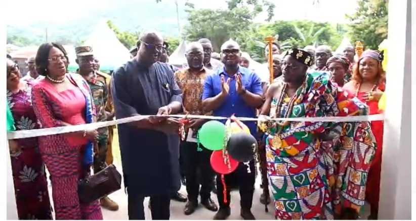 ghana-boundaries-commission-inaugurates-rehabilitated-health-centre-at-leklebi-kame,