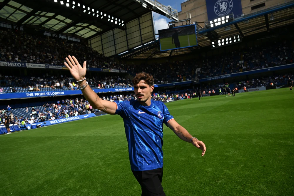 pedro-neto-completes-chelsea-move-in-54m-deal