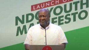 mahama-promises-to-prioritise-accommodation-for-teachers-in-under-served-areas