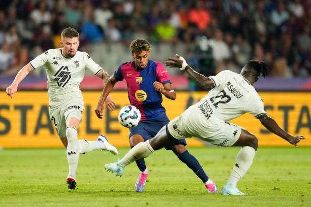 mohammed-salisu-praises-‘special-player’-lamine-yamal