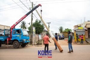 kozie-swiftly-intervenes-to-prevent-looming-danger-in-ashaley-botwe