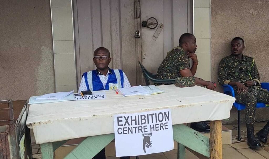 intermittent-rain-disrupts-voters’-register-exhibition-exercise-in-kumasi