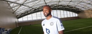 fans-send-heartwarming-messages-to-jordan-ayew-after-palace-exit