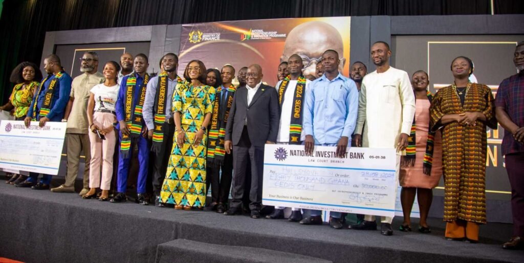 neip-awards-ten-student-entrepreneurs-under-5th-presidential-pitch