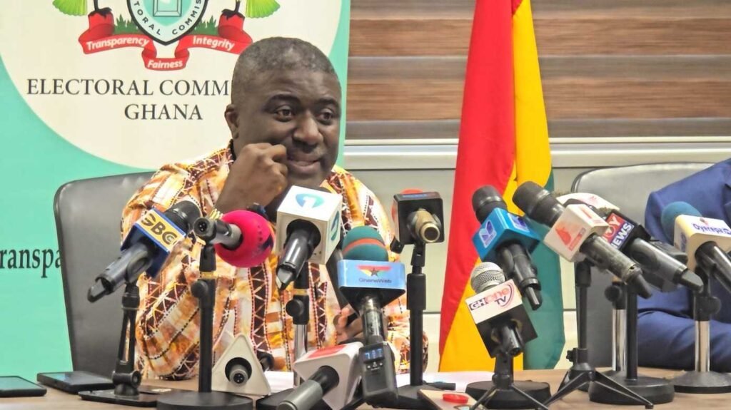 presidential-election:-ec-assures-of-fairness-in-vetting-of-nomination-forms